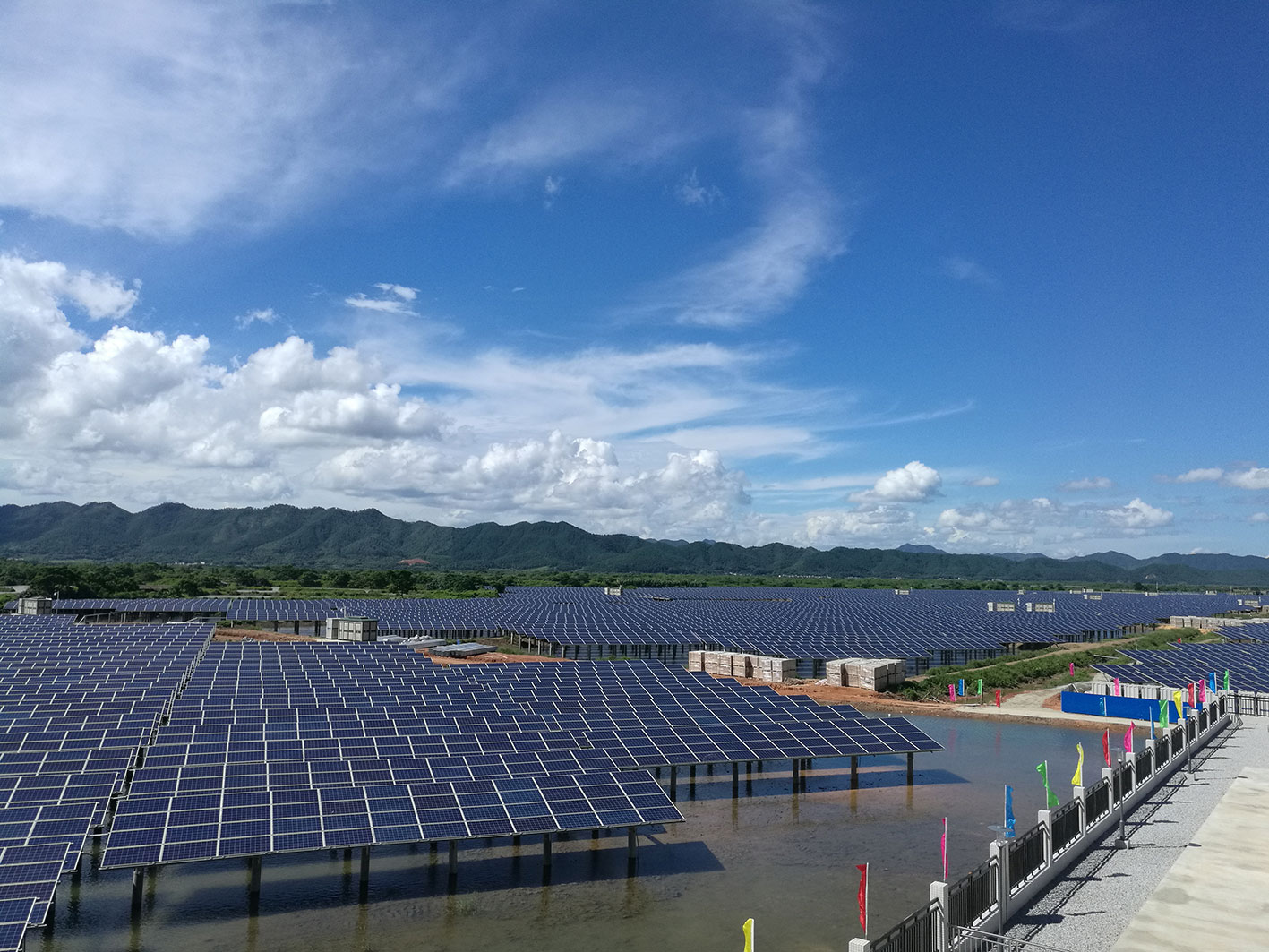 台山海宴镇200MWp渔业光伏发电项目